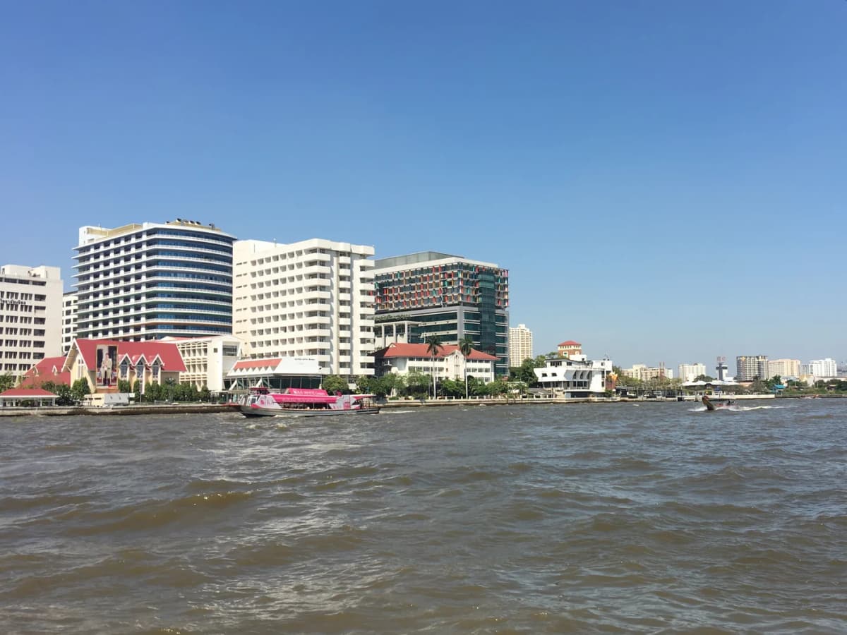 Thai Healthcare for Expats: Public and Private Hospitals Explained