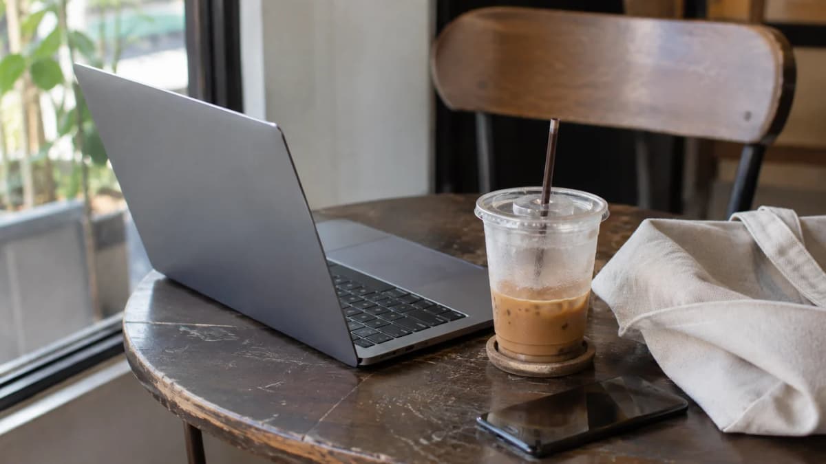 Cafés in Hua Hin for Laptop Sessions: Where to Start