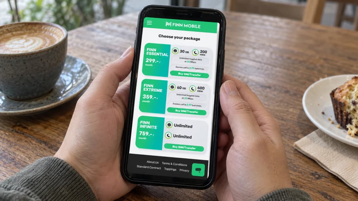 Hands holding a phone displaying the mobile provider's real package-selection page