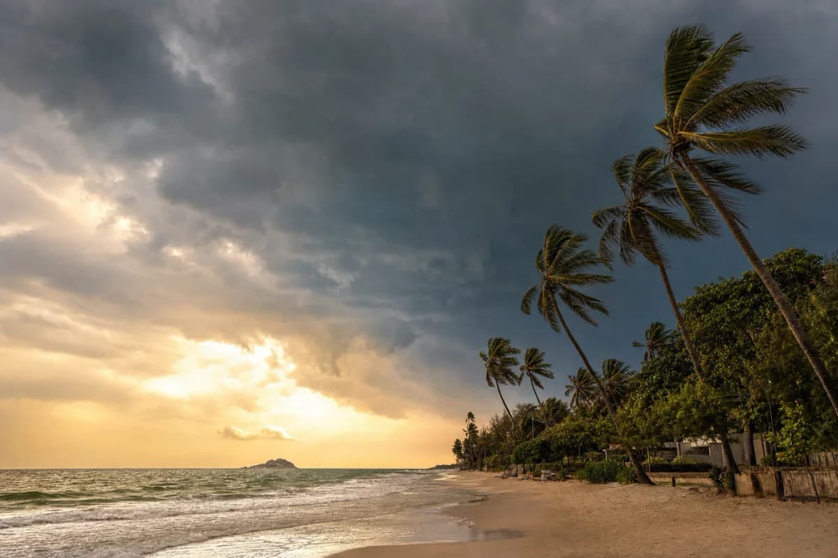 Hua Hin Weather Guide: Surviving Monsoon, Heat, and Humidity